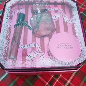 VS Bombshell Gift Set***SOLD****SOLD***